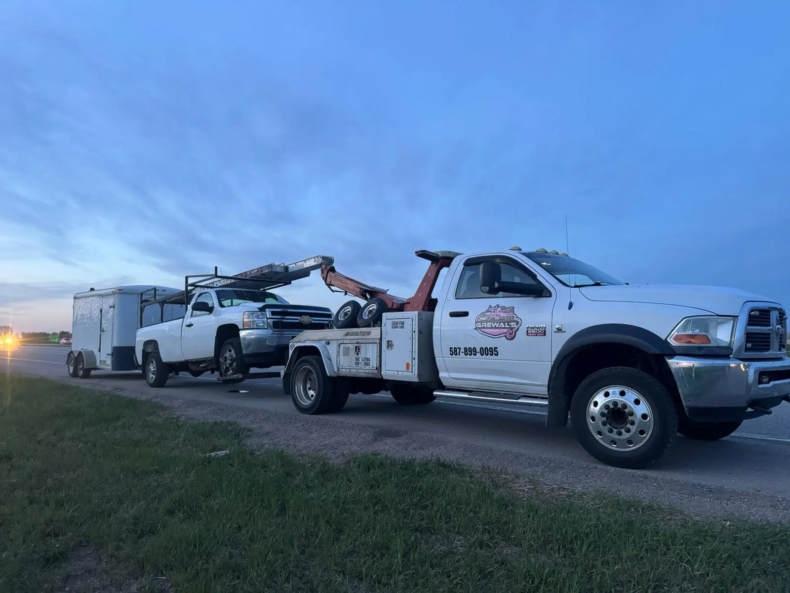 emergency tow truck okotoks