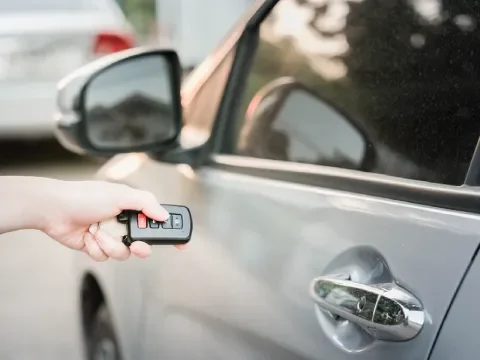 Car unlock service for a locked vehicle in Langdon