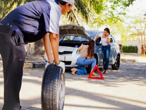 Roadside assistance helping a stranded driver in Langdon.