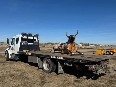 Scheduled tow truck service arranged in SW Calgary
